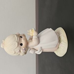Precious Moments Figurine